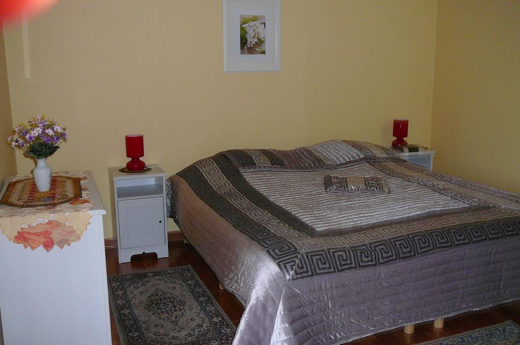 Le Bernister Parking Prive Bed & Breakfast Malmedy Cameră foto